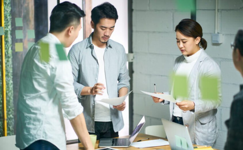 Competitor Benchmarking Analysis